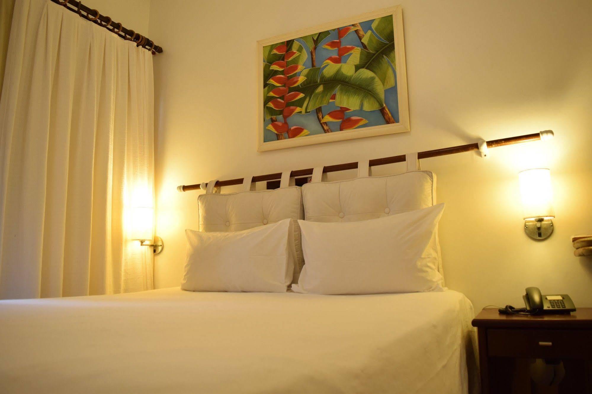 Hotel Pousada Encanto De Itapoan Salvador Buitenkant foto